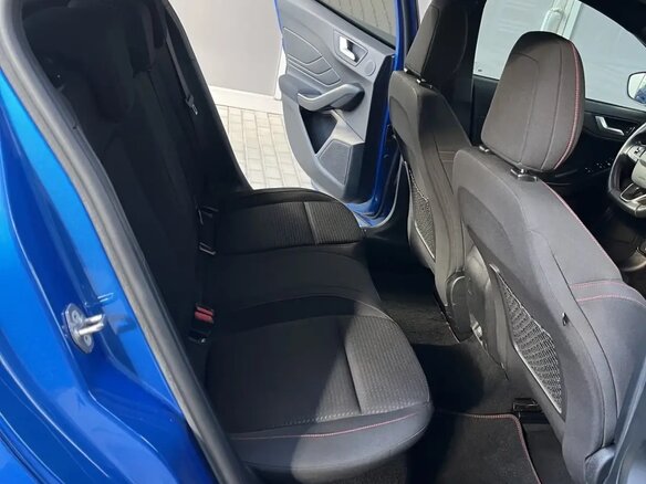 2019 Ford Focus IV, синий, 1520000 рублей - вид 17