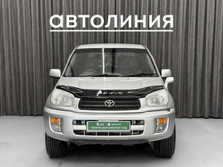 Toyota RAV4 II (XA20)