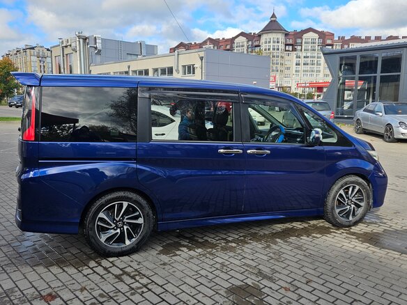 2016 Honda Stepwgn Spada V, синий, 1930000 рублей - вид 1