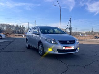 2010 Toyota Corolla Fielder X (E140, E150) Рестайлинг, серебристый, 930000 рублей, вид 2