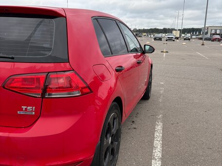 2014 Volkswagen Golf VII, красный, 860000 рублей, вид 5