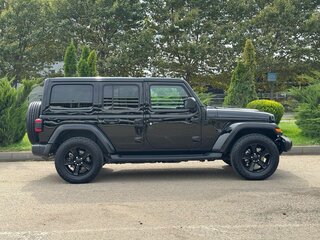 2020 Jeep Wrangler IV (JL), чёрный, 3695000 рублей, вид 4