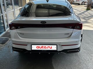 2021 Kia K5 III, белый, 3200000 рублей, вид 4