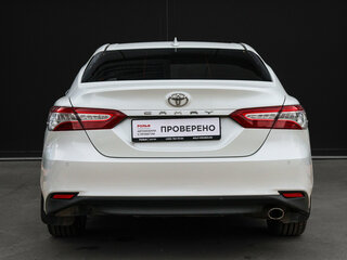 2019 Toyota Camry VIII (XV70), белый, 2700000 рублей, вид 5