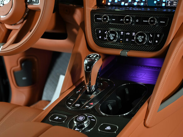 2021 Bentley Bentayga Speed I Рестайлинг, серый - вид 30