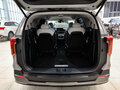 2025 Kia Carnival IV Рестайлинг, серый, 5740000 рублей - вид 9