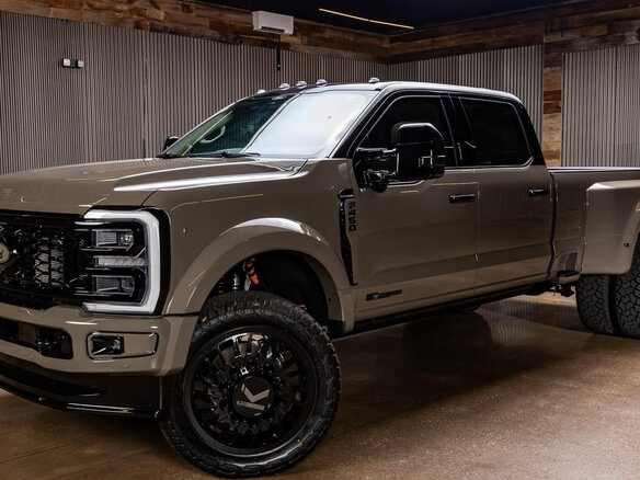 2026 Ford F-350, серый, 18800000 рублей - вид 4