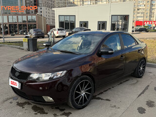 2009 Kia Cerato 5-speed II, пурпурный, 630000 рублей, вид 1
