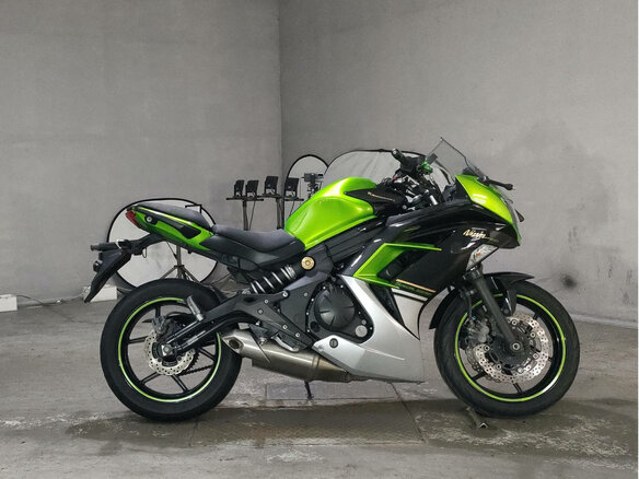 2014 Kawasaki Ninja 400, зелёный, 399000 рублей