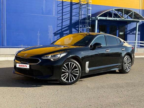 2018 Kia Stinger I, чёрный, 2000000 рублей