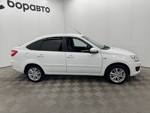 2018 Lada (ВАЗ) Granta I, белый, 775000 рублей - вид 3