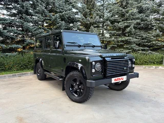 2013 Land Rover Defender 110 I Рестайлинг, зелёный, 7000000 рублей, вид 3