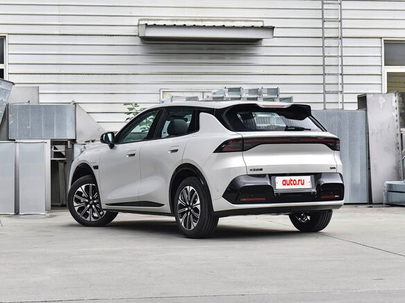 2026 Changan Qiyuan Q05 51.9 kWh II, серебристый, 2490000 рублей - вид 3