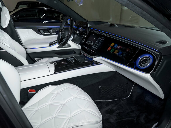2026 Mercedes-Benz Maybach S-Класс 580 II (Z223) Рестайлинг, чёрный, 39490000 рублей - вид 25
