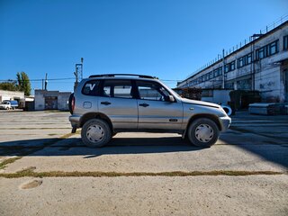 2003 Chevrolet Niva I, серый, 315000 рублей, вид 2