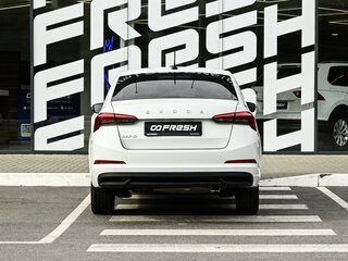 2021 Skoda Rapid II, белый, 1299000 рублей, вид 4