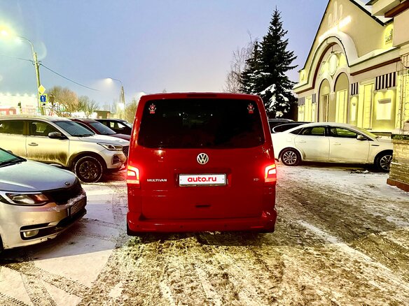 2009 Volkswagen Multivan T5 Рестайлинг, красный, 2222222 рублей - вид 12