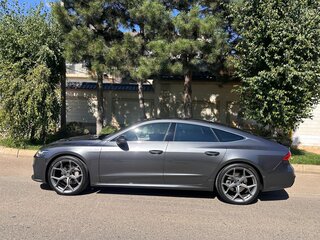 2021 Audi A7 45 TFSI II (4K), серый, 6270000 рублей, вид 3