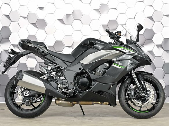 2024 Kawasaki Ninja 1000 SX, чёрный, 1479000 рублей - вид 2