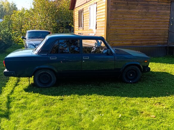 2008 Lada (ВАЗ) 2107, зелёный, 160000 рублей - вид 3
