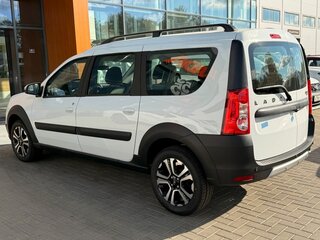 2026 Lada (ВАЗ) Largus I Рестайлинг, белый, 1997000 рублей, вид 5