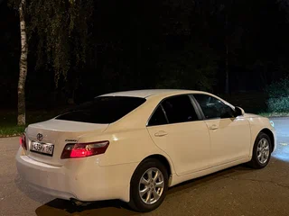 2011 Toyota Camry VI (XV40) Рестайлинг, белый, 900000 рублей, вид 4