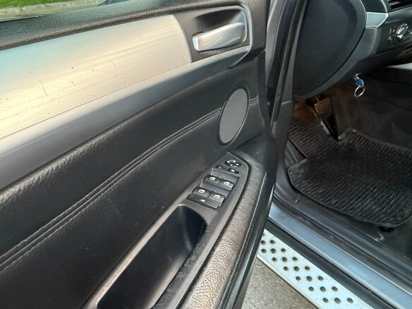 2007 BMW X5 3.0si II (E70), серый, 1750000 рублей - вид 17