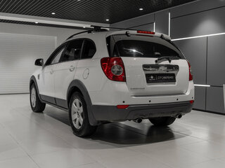 2011 Chevrolet Captiva I, белый, 820000 рублей, вид 4