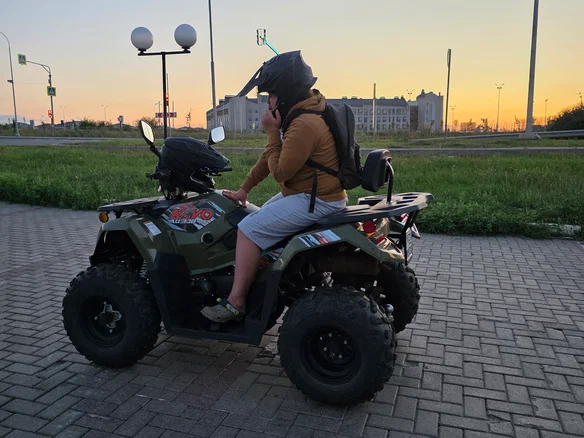 2025 Kayo AU300, зелёный, 300000 рублей