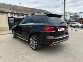 2013 Mercedes-Benz M-Класс 400 III (W166), чёрный, 1780000 рублей, вид 4