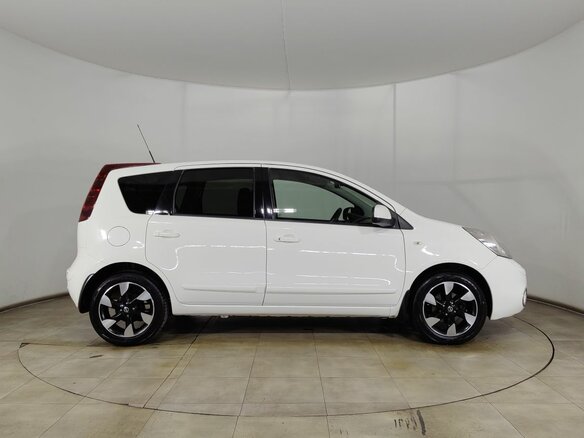 2012 Nissan Note I Рестайлинг, белый - вид 3