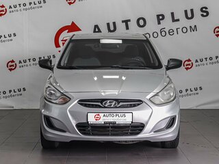 2012 Hyundai Solaris I, серебристый, 799000 рублей, вид 3