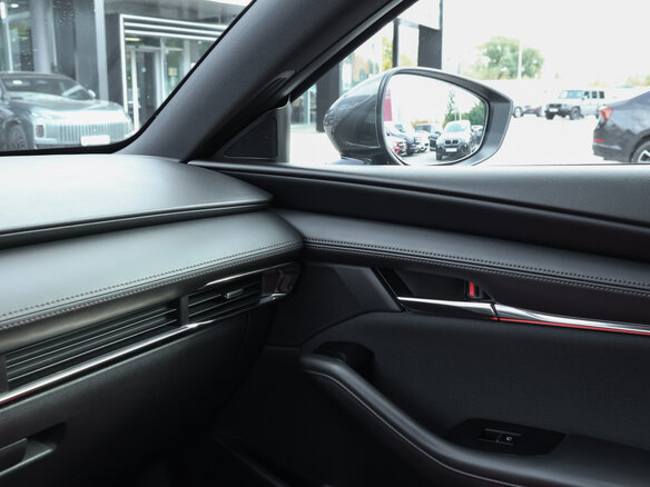 2019 Mazda 3 IV (BP), серый, 2190000 рублей - вид 20