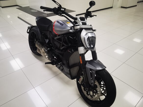 2021 Ducati Diavel, серый, 2390000 рублей - вид 3