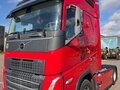 2026 Volvo FH, красный, 18300000 рублей