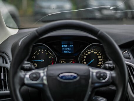 2013 Ford Focus III, серый, 550000 рублей, вид 5