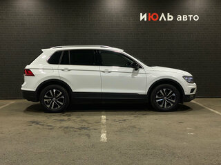2019 Volkswagen Tiguan II, белый, 2579000 рублей, вид 4