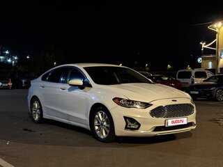 2019 Ford Fusion (North America) II Рестайлинг, белый, 1000000 рублей, вид 2