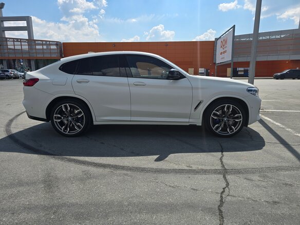 2019 BMW X4 M40i II (G02), белый, 4600000 рублей - вид 2