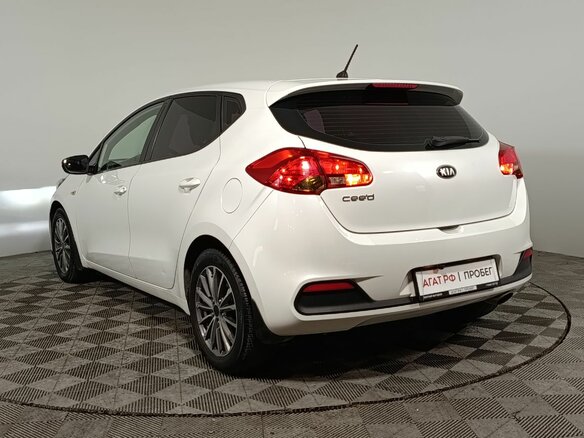 2015 Kia Ceed II, белый - вид 4