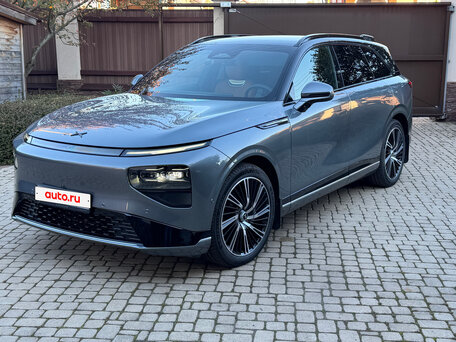 2023 Xpeng G9 650, серый, 5100000 рублей, вид 1