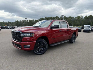 2026 Ram 1500 Crew Cab eTorque V Рестайлинг, красный, 5689872 рублей, вид 1
