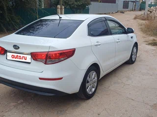 2015 Kia Rio III Рестайлинг, белый, 1158000 рублей, вид 3