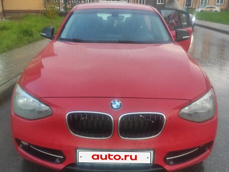 2013 BMW 1 серии 118i II (F20/F21), красный, 890000 рублей, вид 4