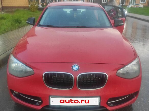 2013 BMW 1 серии 118i II (F20/F21), красный, 890000 рублей - вид 3