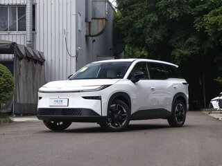 2026 Toyota bZ3X 50 kWh, белый, 2400000 рублей, вид 2