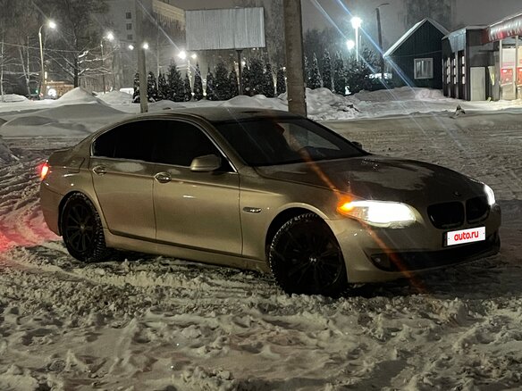 2011 BMW 5 серии 523i VI (F10/F11/F07), бежевый, 1200000 рублей - вид 5
