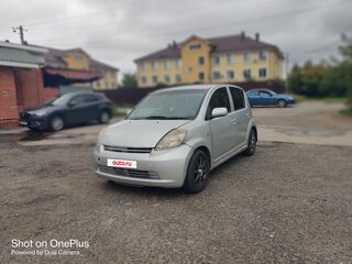 2004 Toyota Passo I (C10), серебристый, 250000 рублей, вид 4