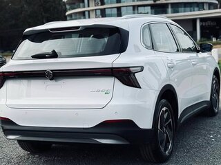 2025 MG ES5 62.2 kWh, серебристый, 2200000 рублей, вид 5