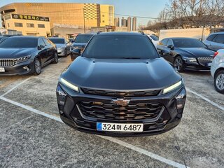 2023 Chevrolet Trax II, чёрный, 1620000 рублей, вид 2